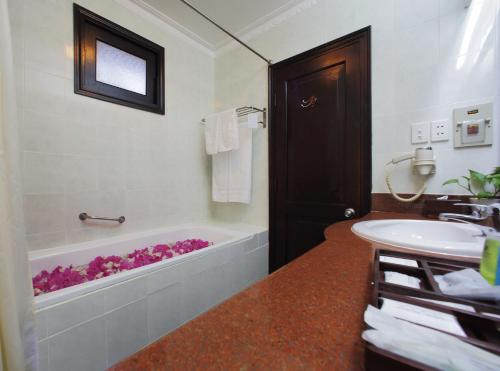 President Suite Twin #2