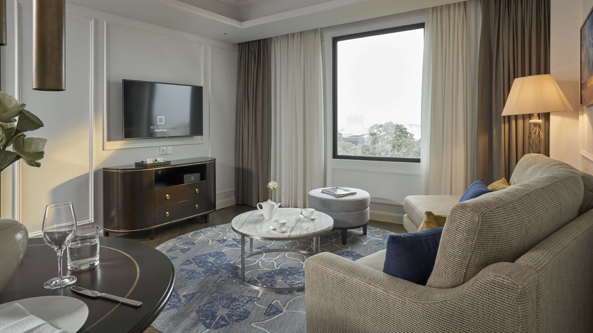One Bedroom Apartment #1