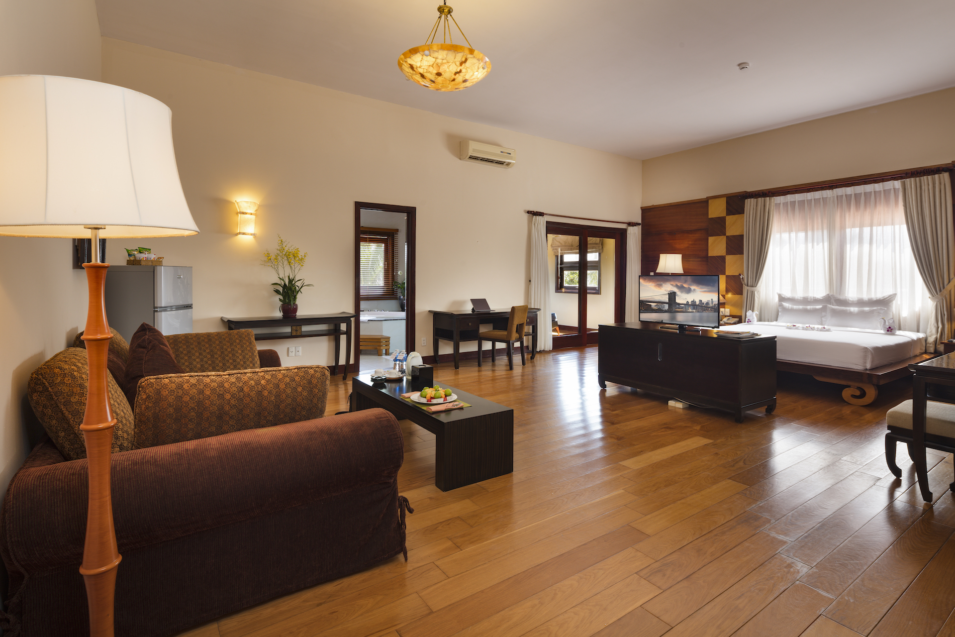 Suite Room #1