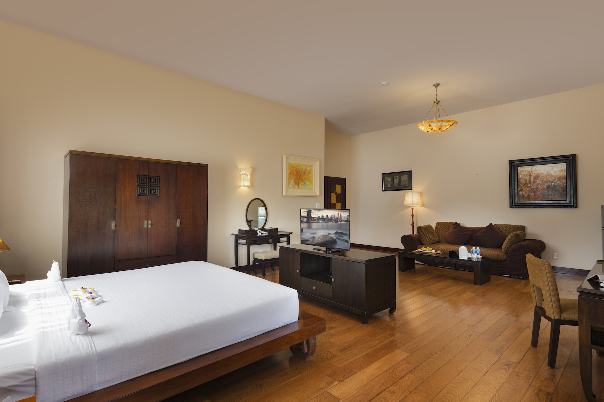 Suite Room #3