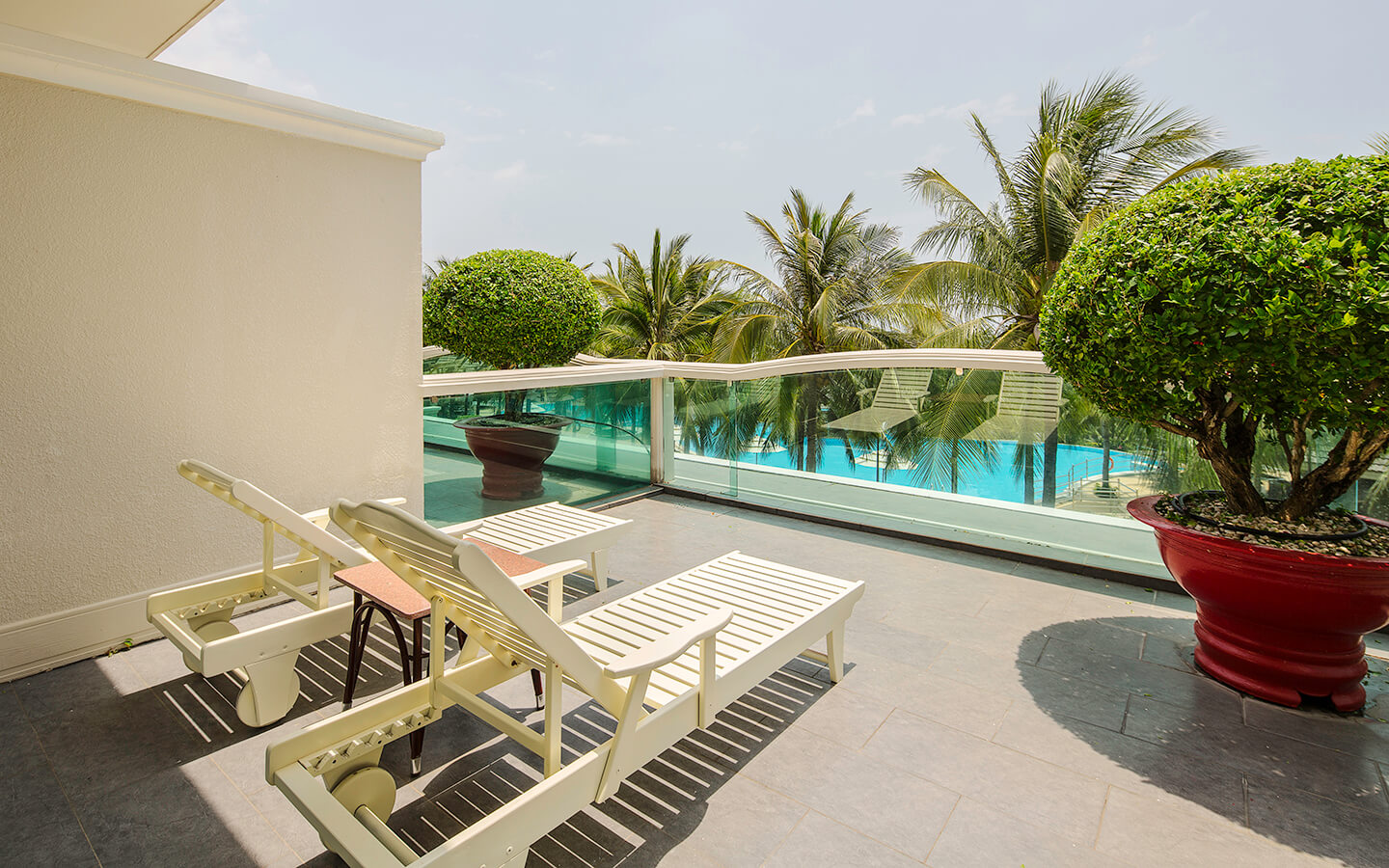 Superior Twin Pool View #3