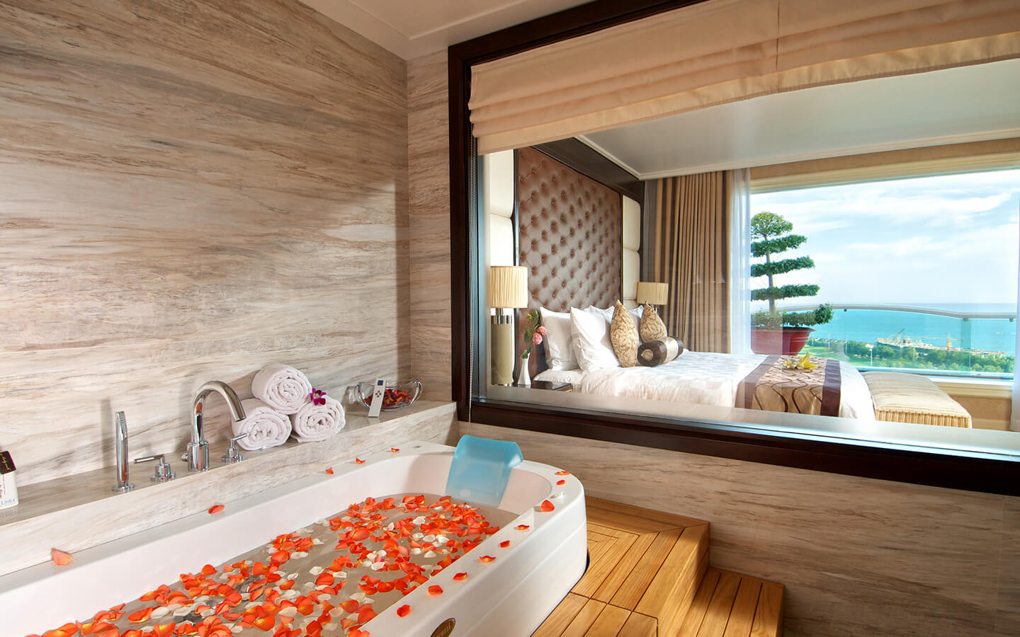Sea Links Presidential Suite #2