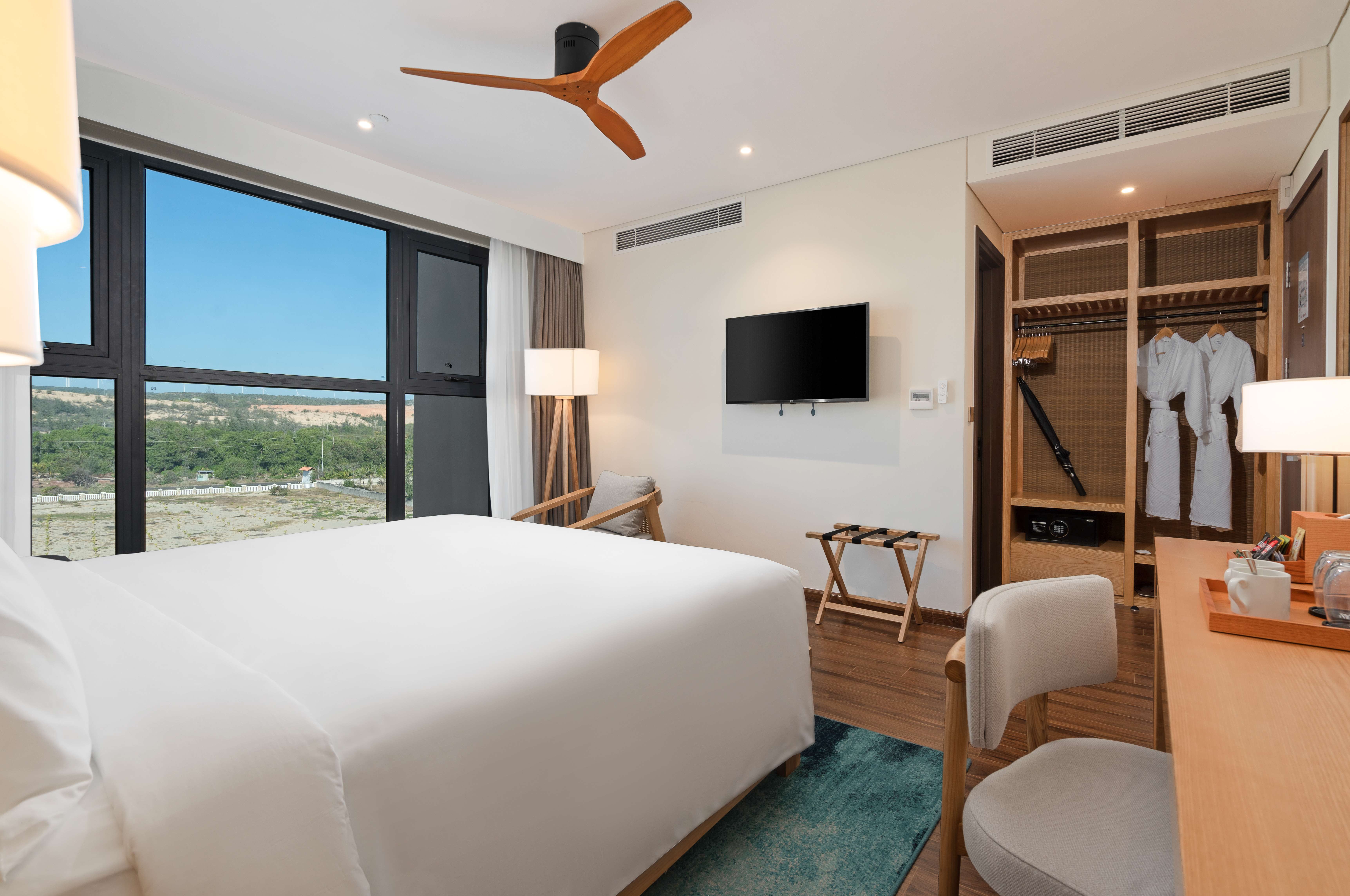 Standard King Room #3