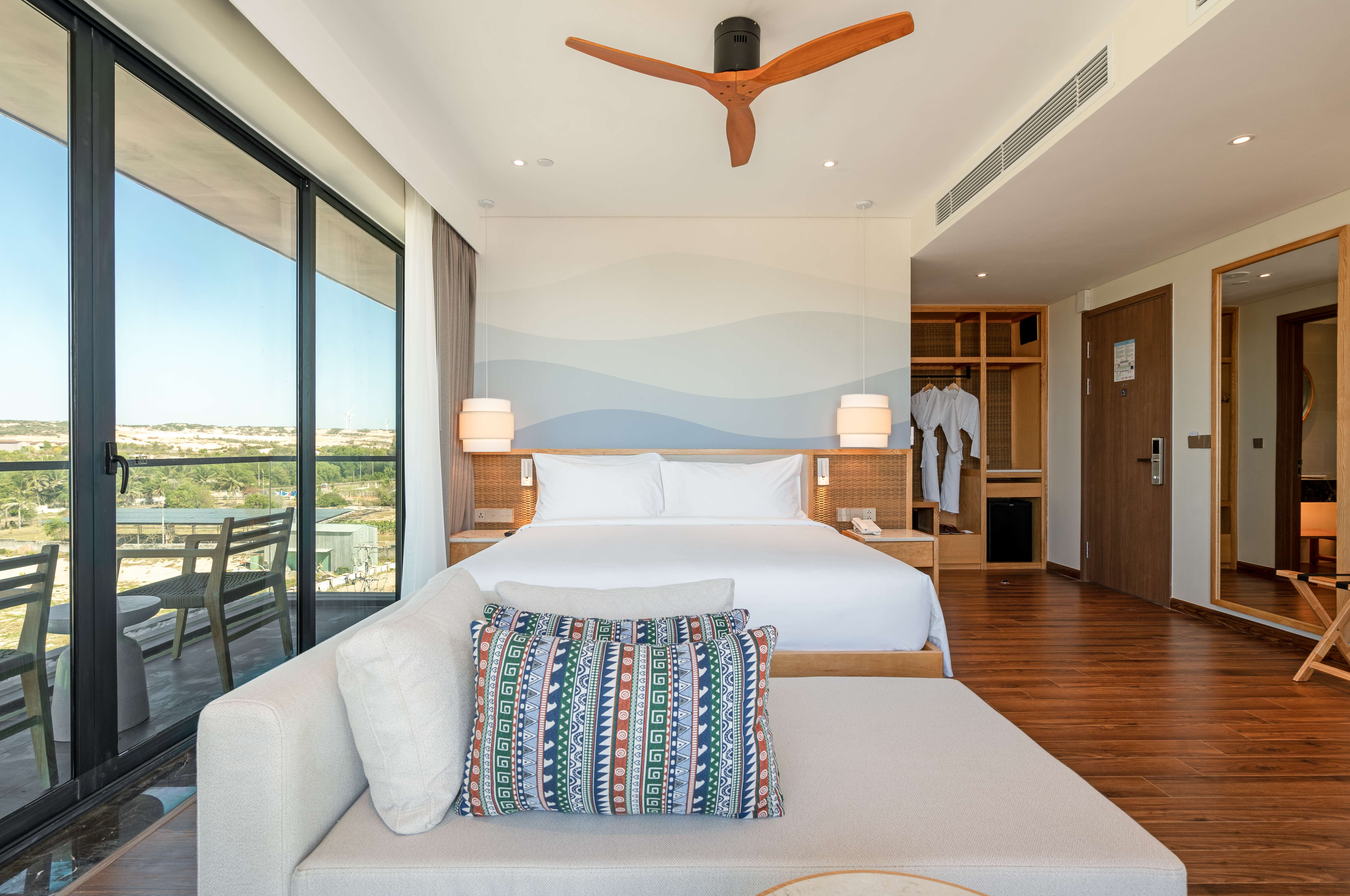 Superior Corner Room #1