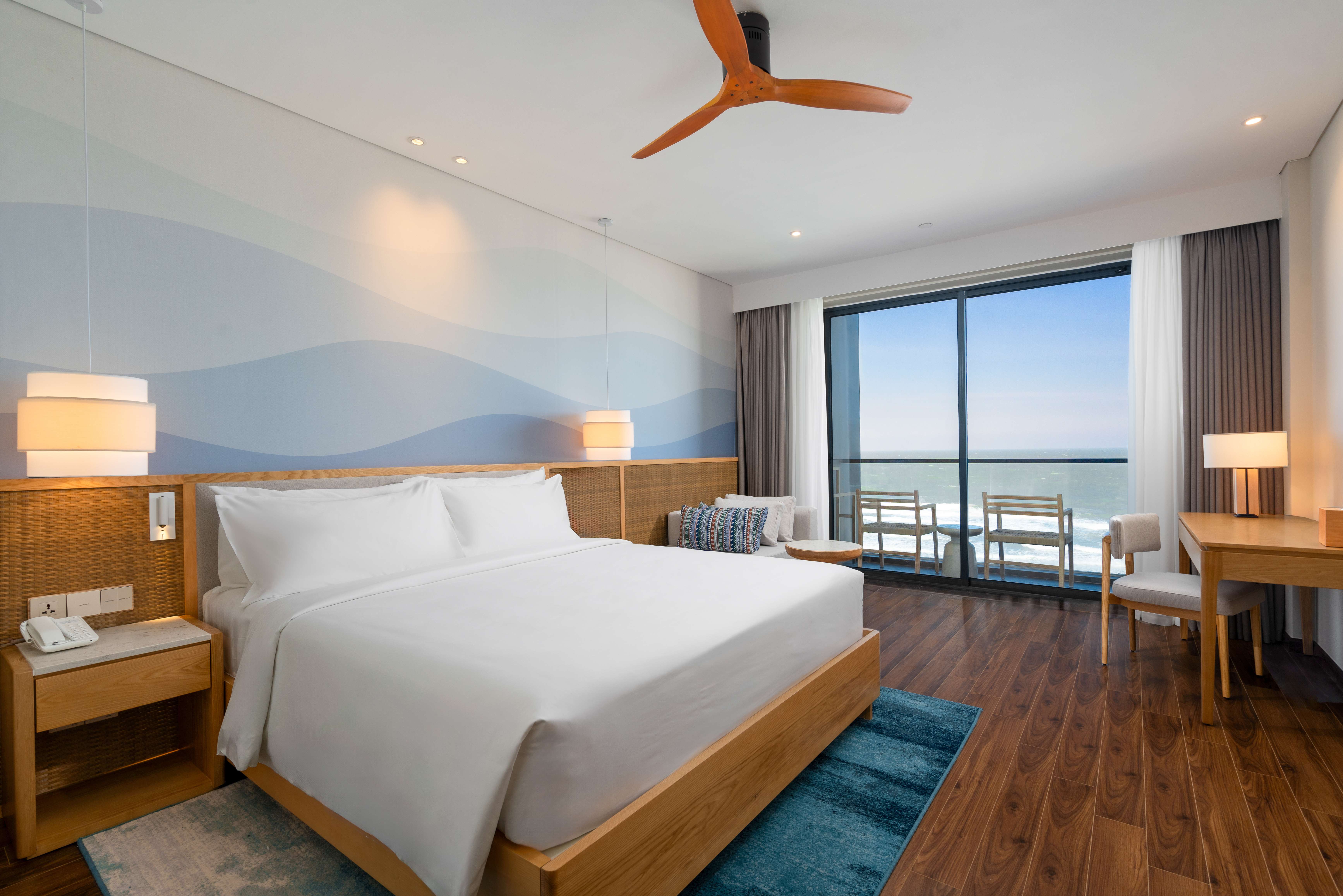 Superior King Seaview #2
