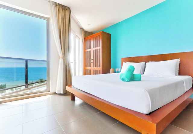 Deluxe Double Ocean View #4